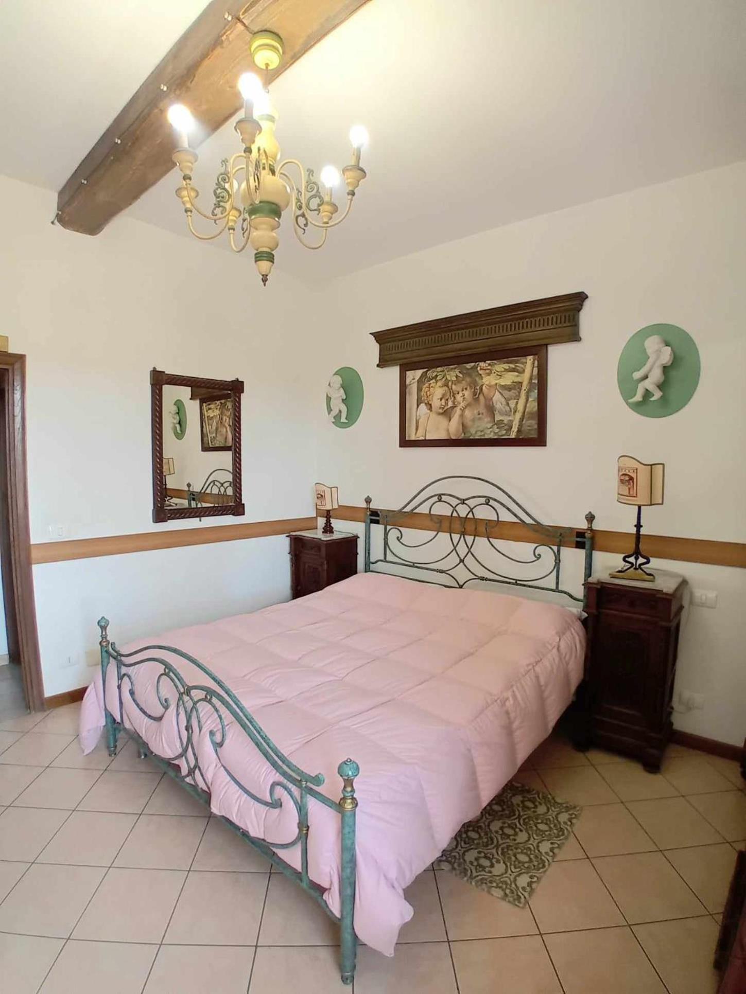Casa Serafina Trilocale Con Arredi D'Arte E Parcheggio Privato 奥维多 外观 照片